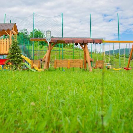 ホテル Casute Din Lemn Jiblea Veche エクステリア 写真